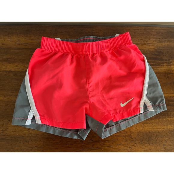 Nike Dri Fit girls‎ shorts 18months - Picture 1 of 4